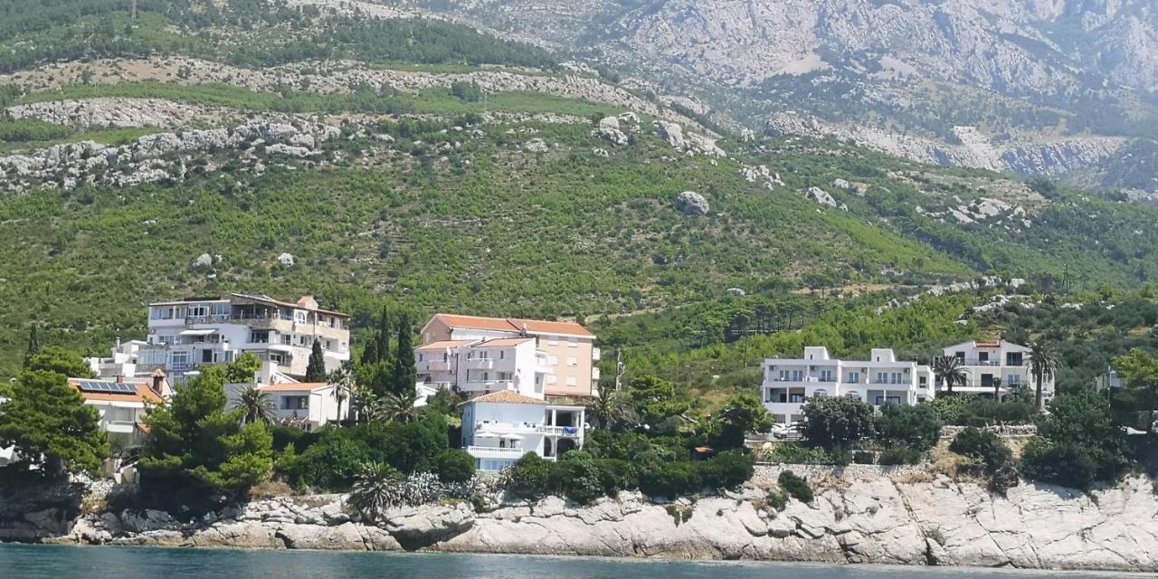 Apartments Tri Palme Baska Voda Exterior photo