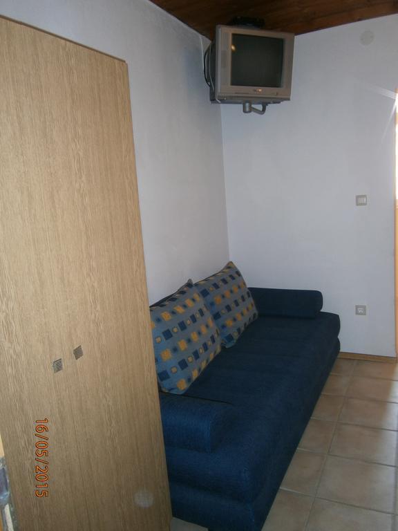 Apartments Tri Palme Baska Voda Room photo